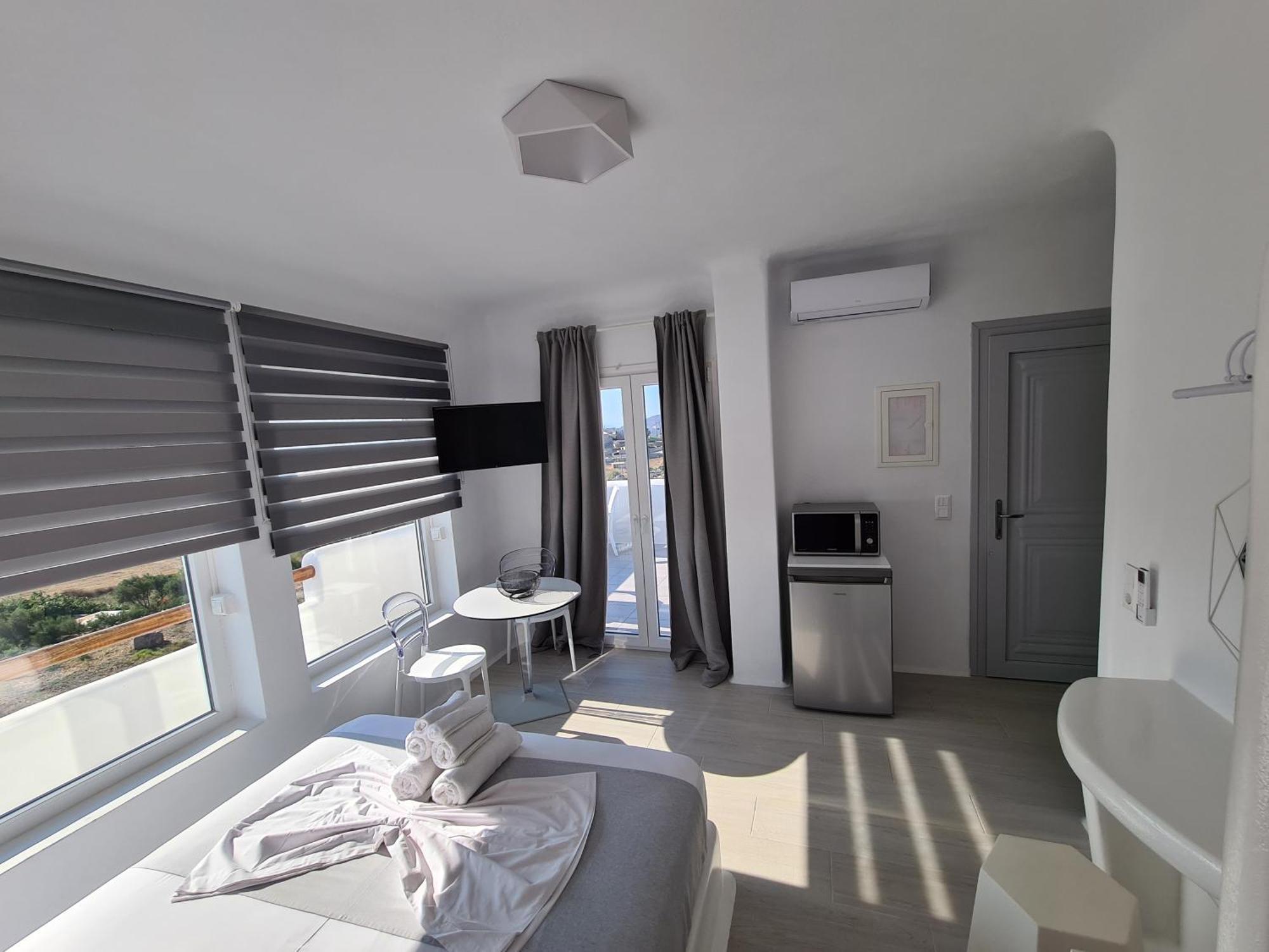 Ariadne'S Crown Luxury Suites With Private Pool Vívlos Exterior foto