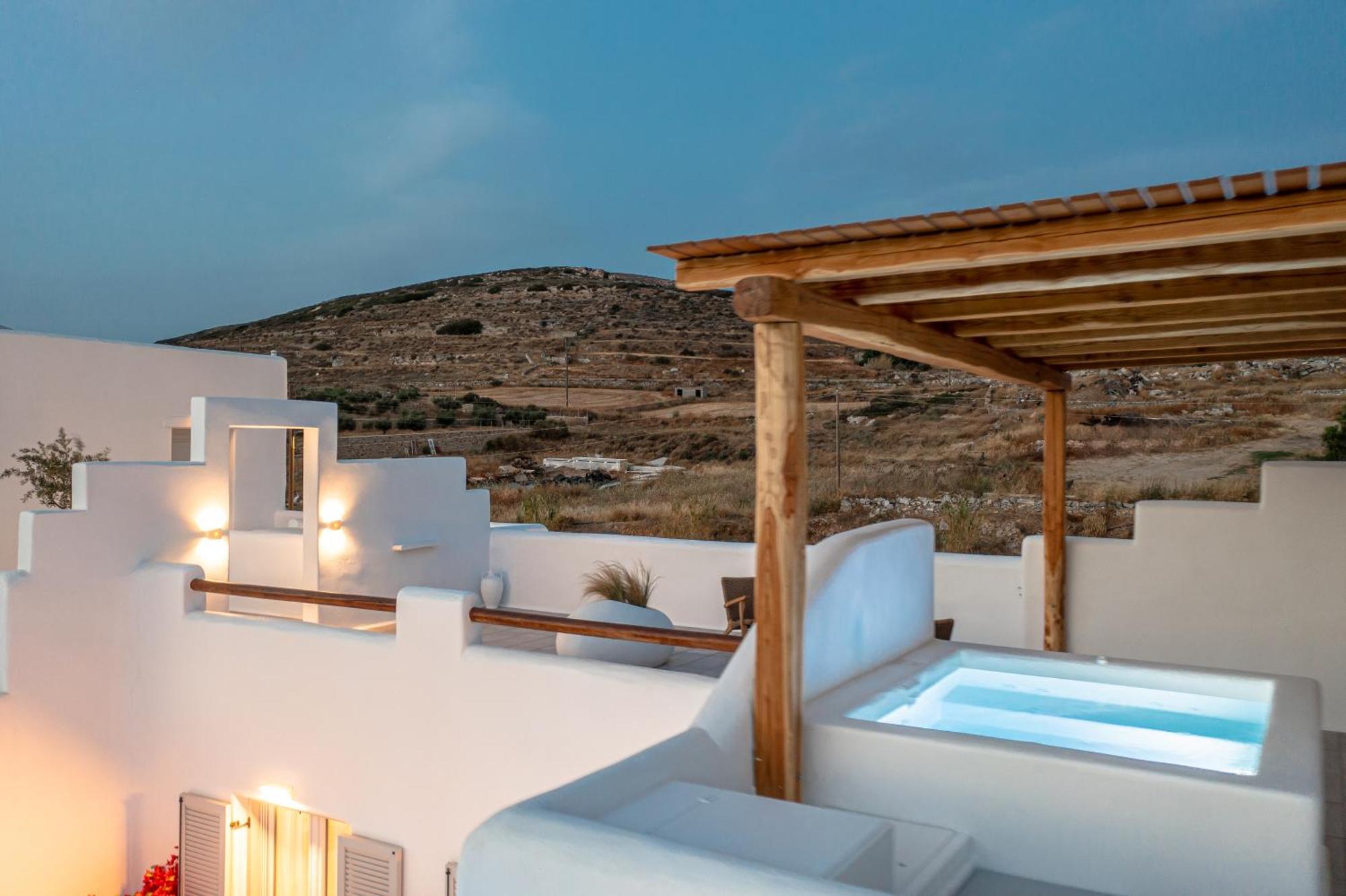 Ariadne'S Crown Luxury Suites With Private Pool Vívlos Exterior foto